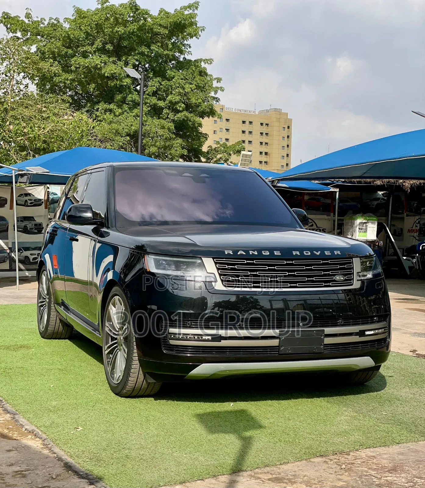 Land Rover Range Rover 2024 Black