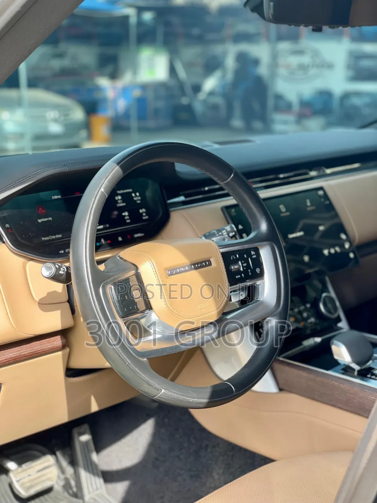 Land Rover Range Rover 2024 Black