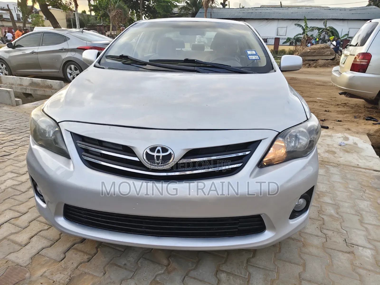 Toyota Corolla LE 4dr Sedan (1.8L 4cyl 4A) 2012 Silver