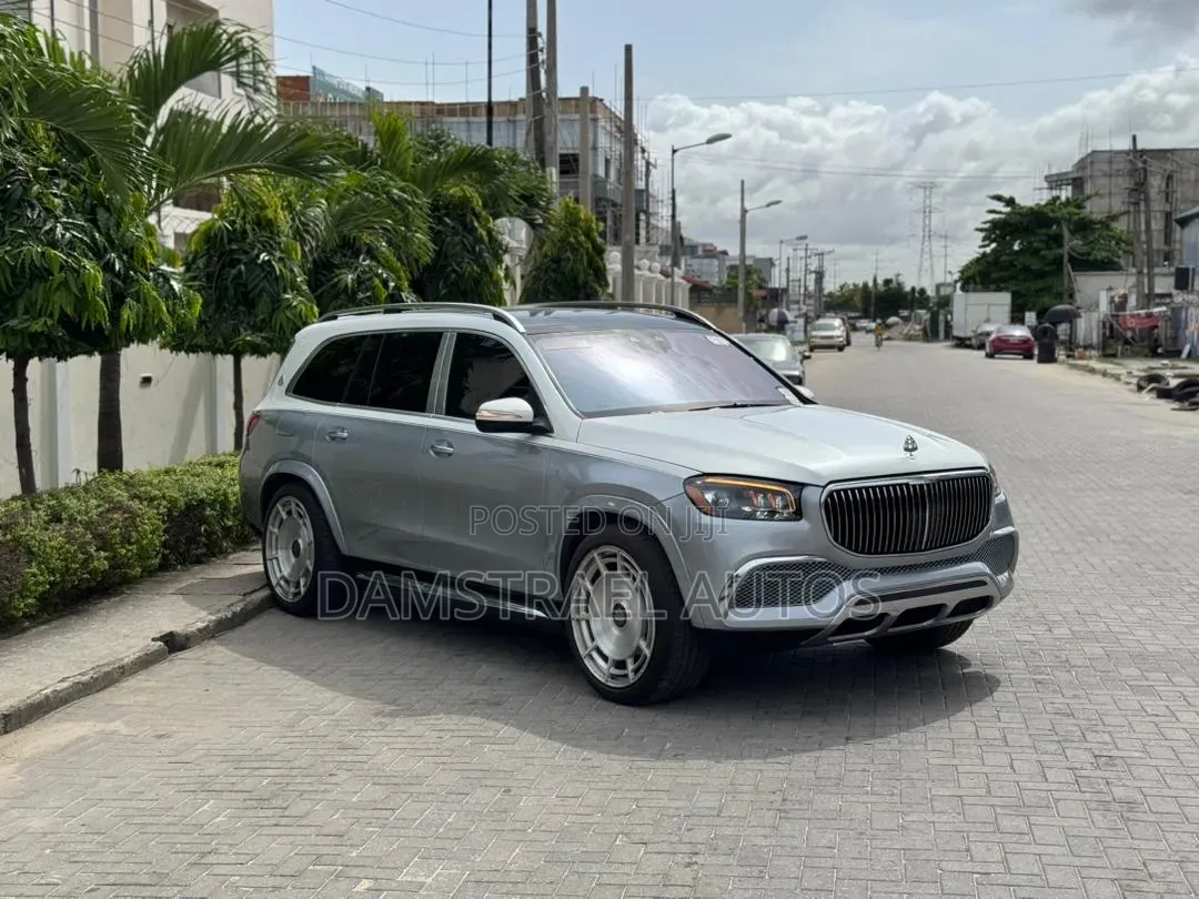 Mercedes-Benz Maybach GLS GLS 600 AWD 2023 Silver