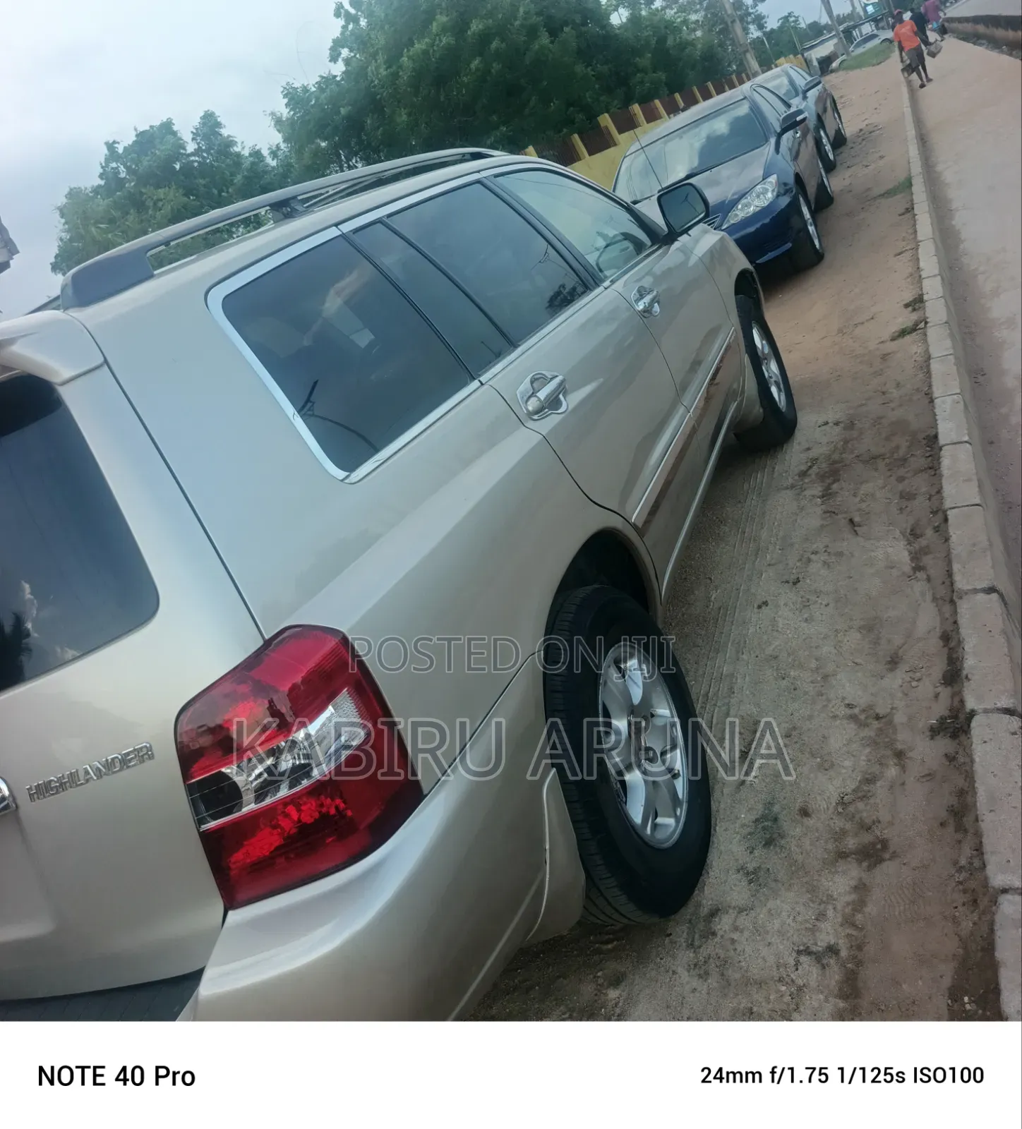 Toyota Highlander 2006 Gold