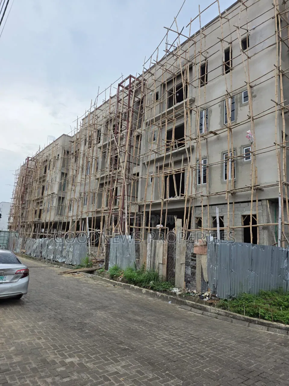 3bdrm Apartment in Kelvin Apartment@, Ajah for sale