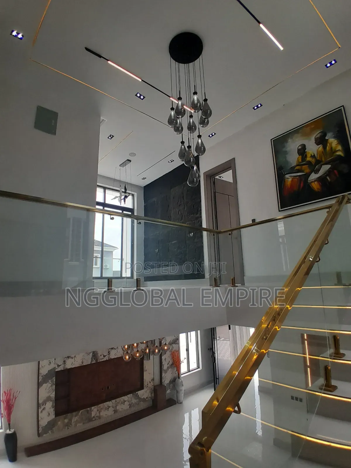 5bdrm Duplex in Oral Estate, Chevron for sale