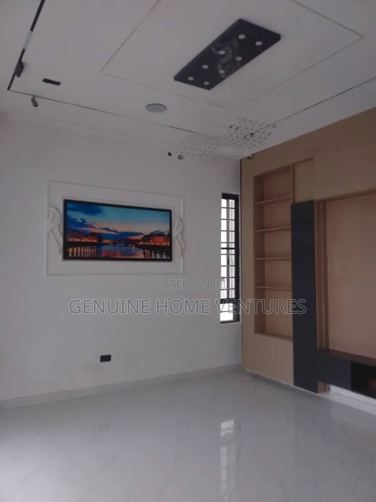 5bdrm Duplex in Ikota Gra for sale