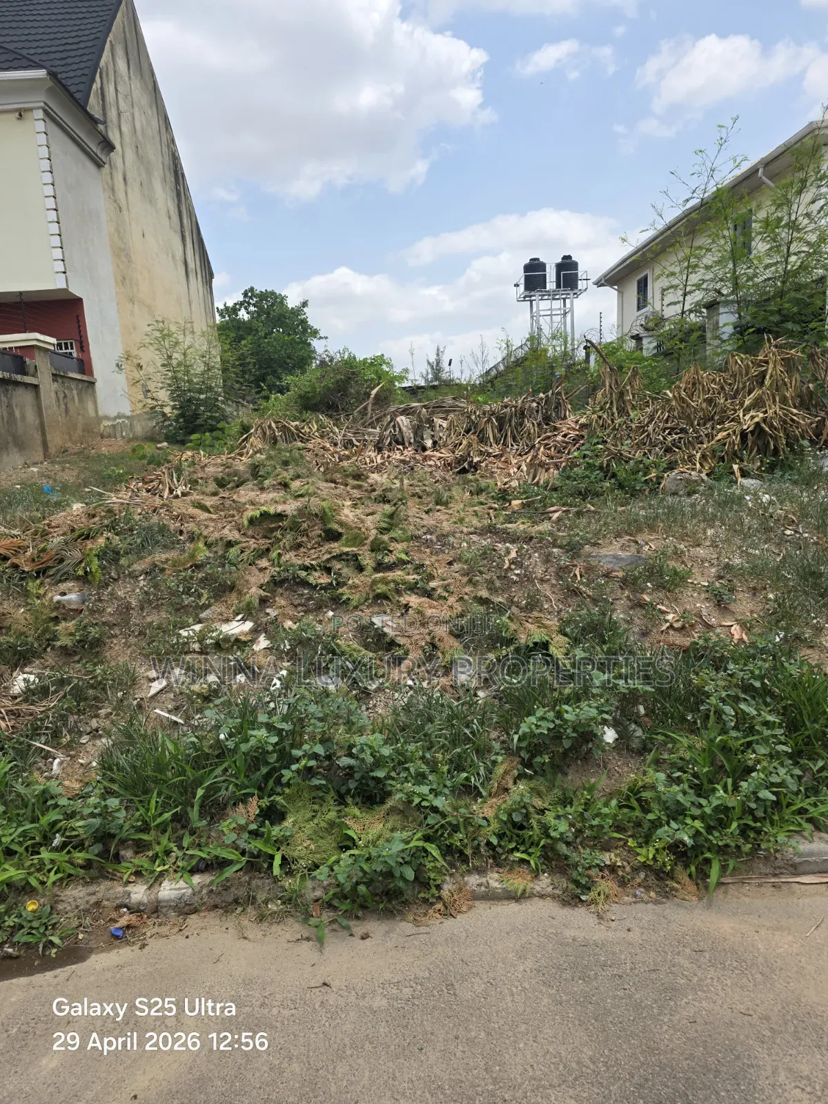 Estate Plot of 400sqm