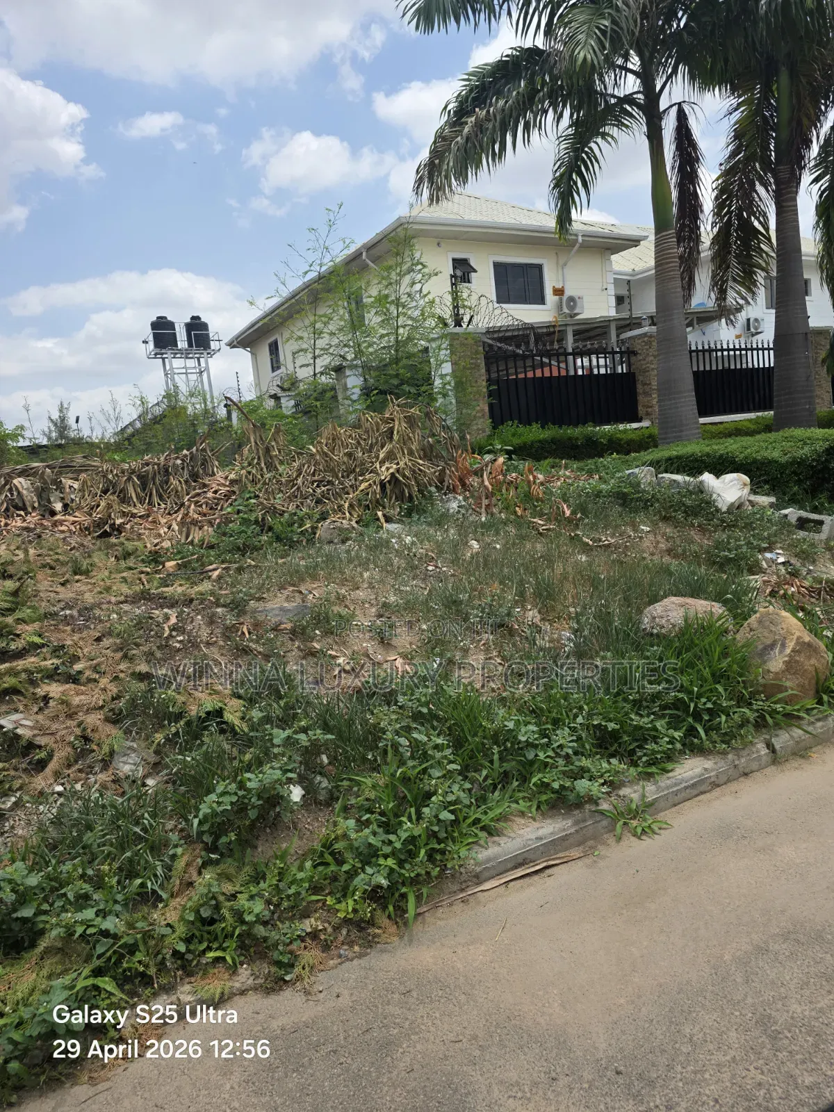Estate Plot of 400sqm