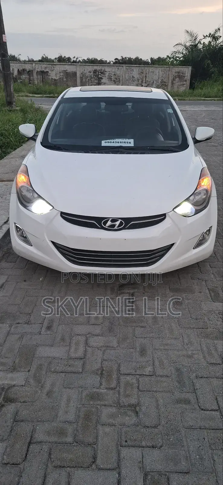 Hyundai Elantra 2013 White