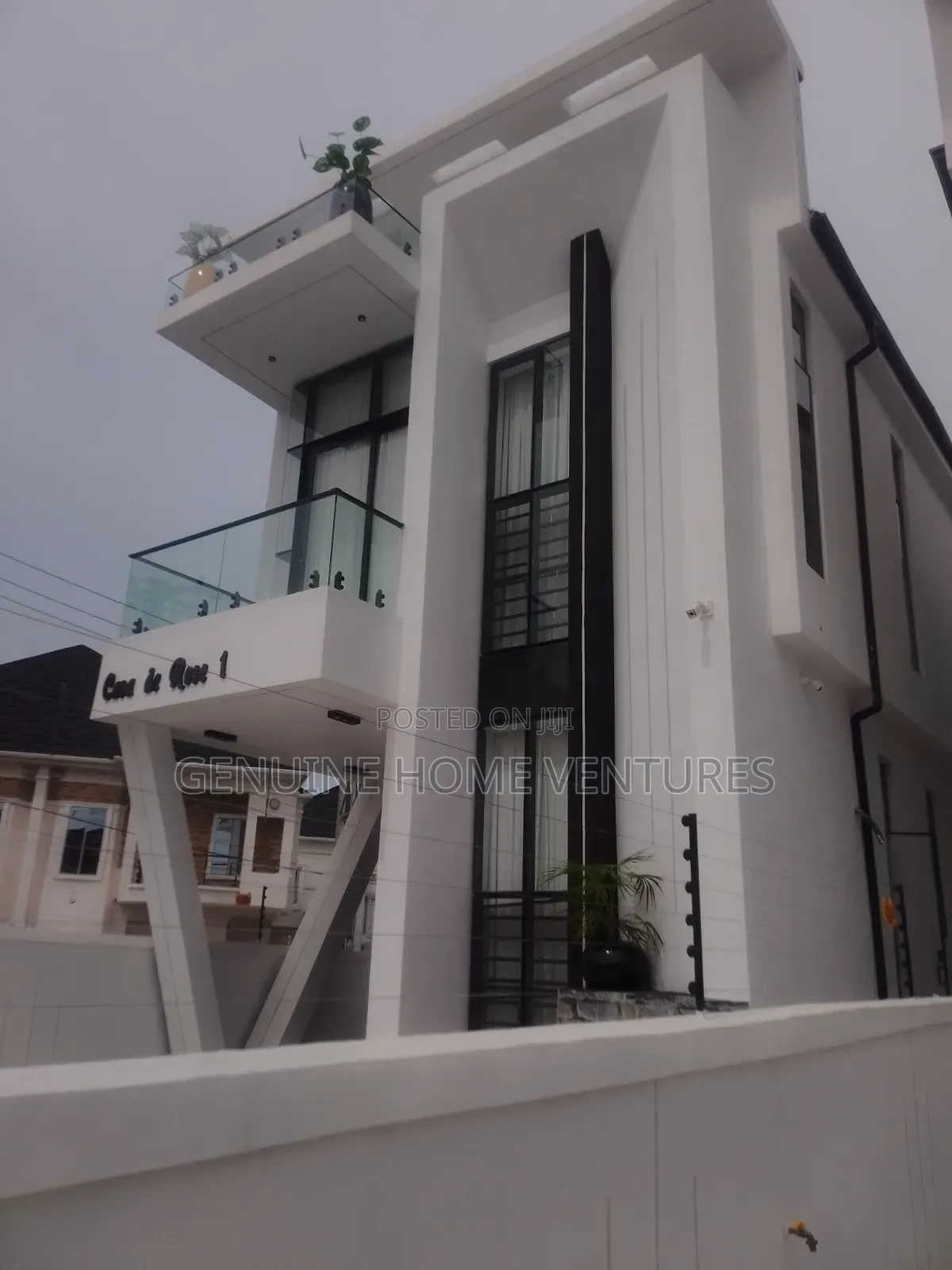 5bdrm Duplex in Ikota Gra for sale