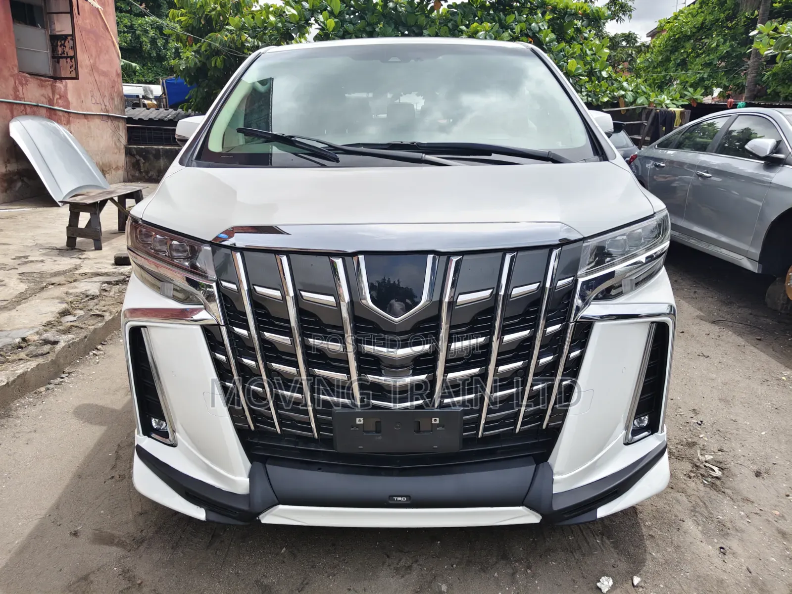Toyota Alphard 2.5 Petrol AWD 2020 White