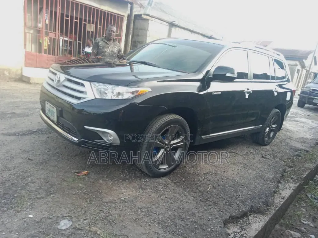 Toyota Highlander 2010 Black