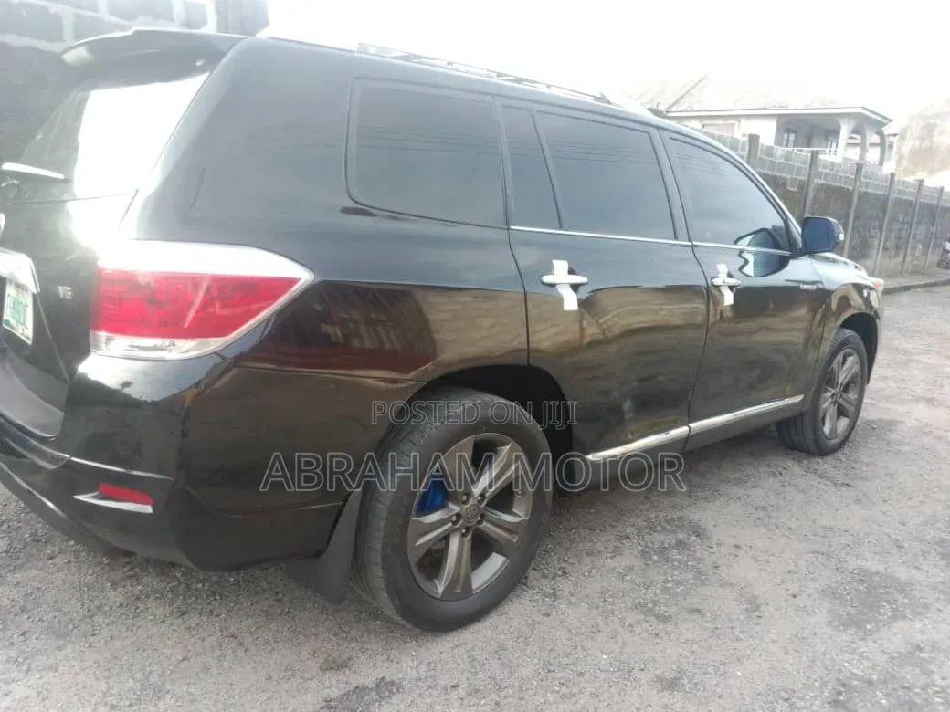 Toyota Highlander 2010 Black