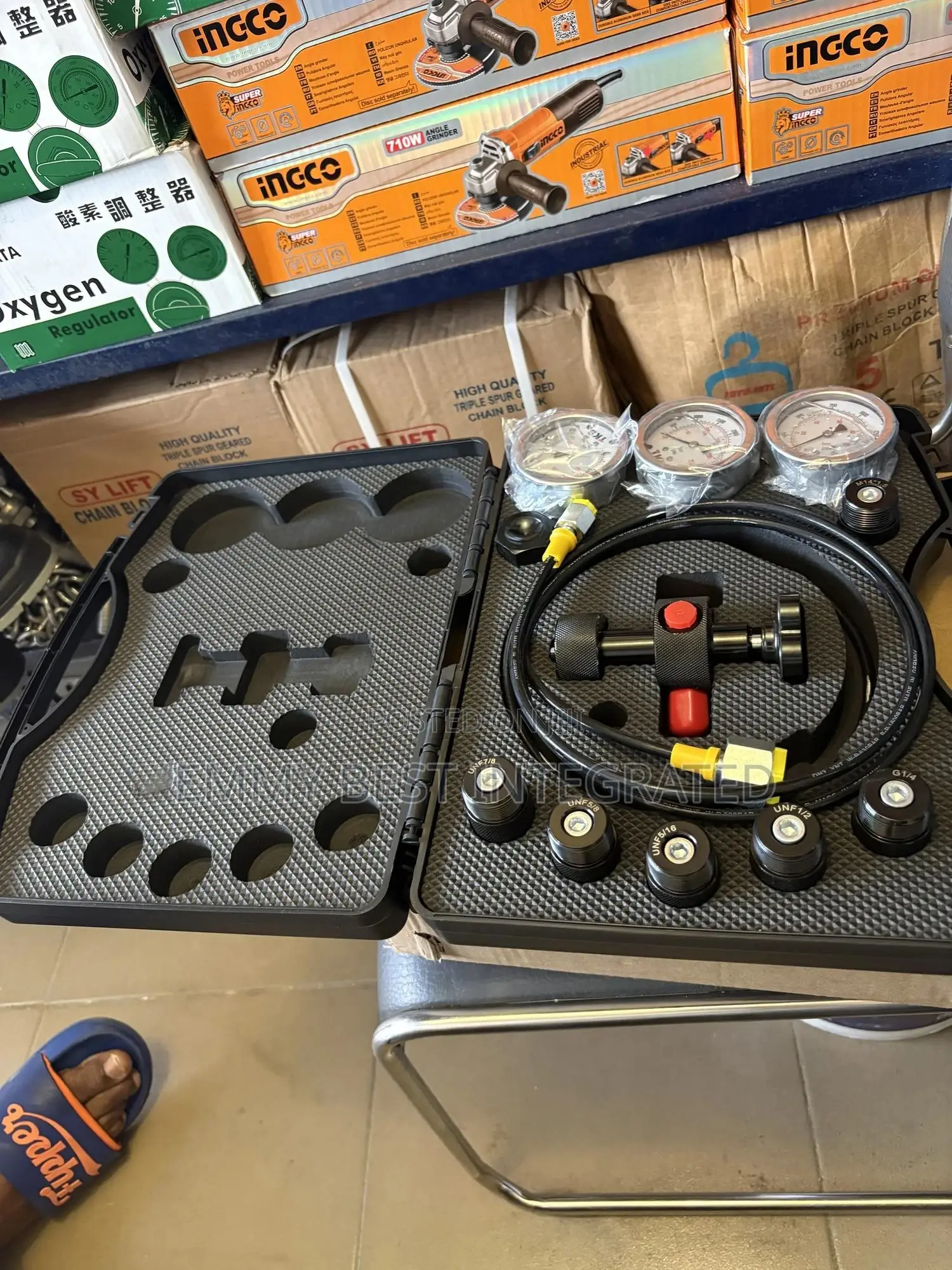 Hydraulic Nitrogen Accumulator Charging System