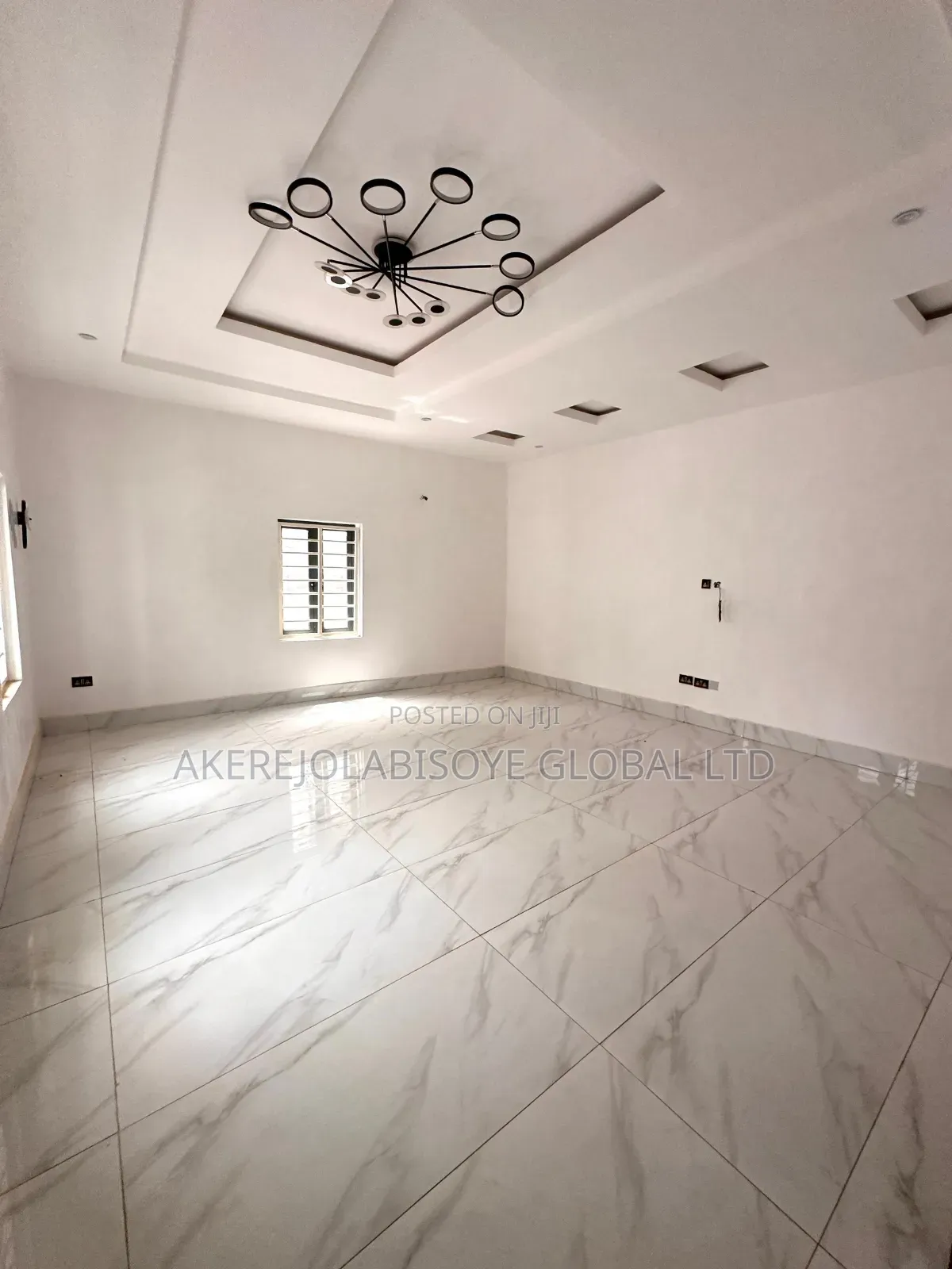 5bdrm Duplex in Gwarinpa Extension, for sale