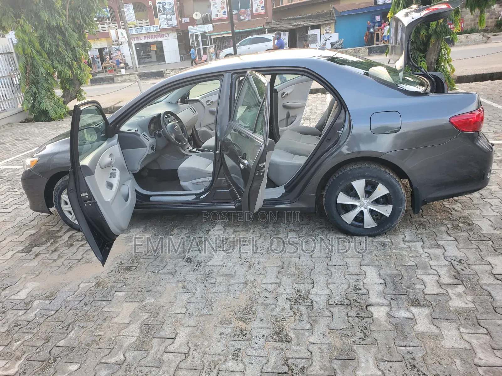 Toyota Corolla 2009 Gray