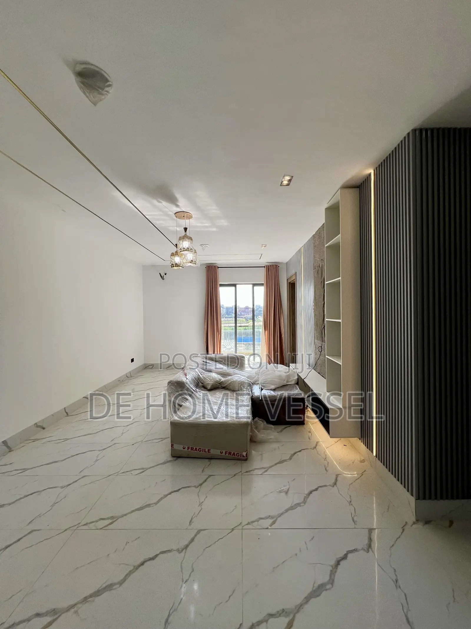 2bdrm Apartment in Lekki Phase 1 for sale