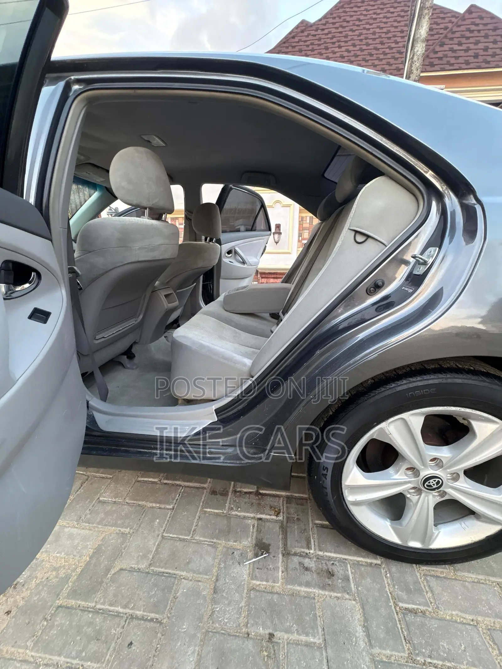 Toyota Camry LE 4dr Sedan (2.4L 4cyl 5A) 2008 Gray