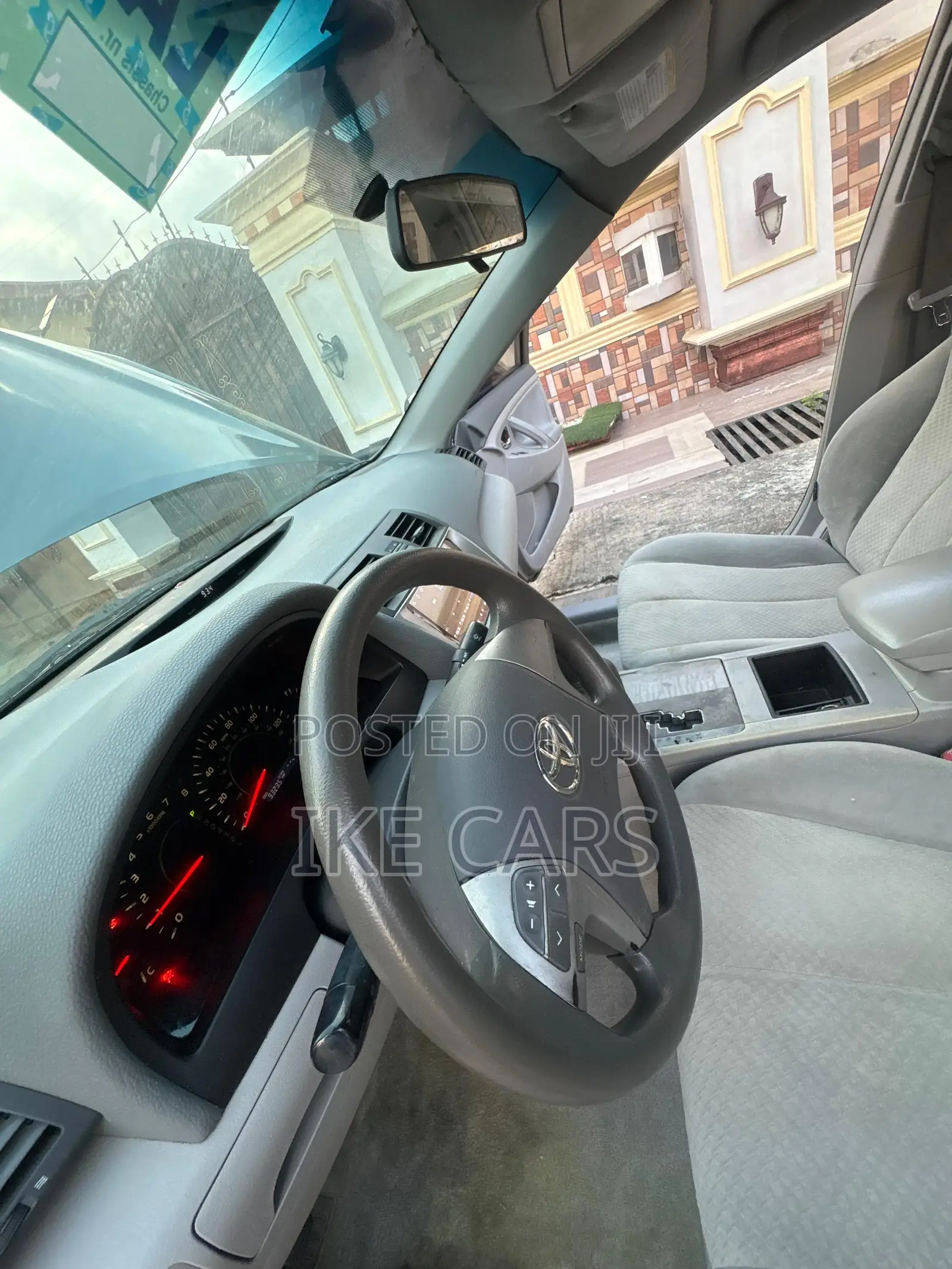 Toyota Camry LE 4dr Sedan (2.4L 4cyl 5A) 2008 Gray