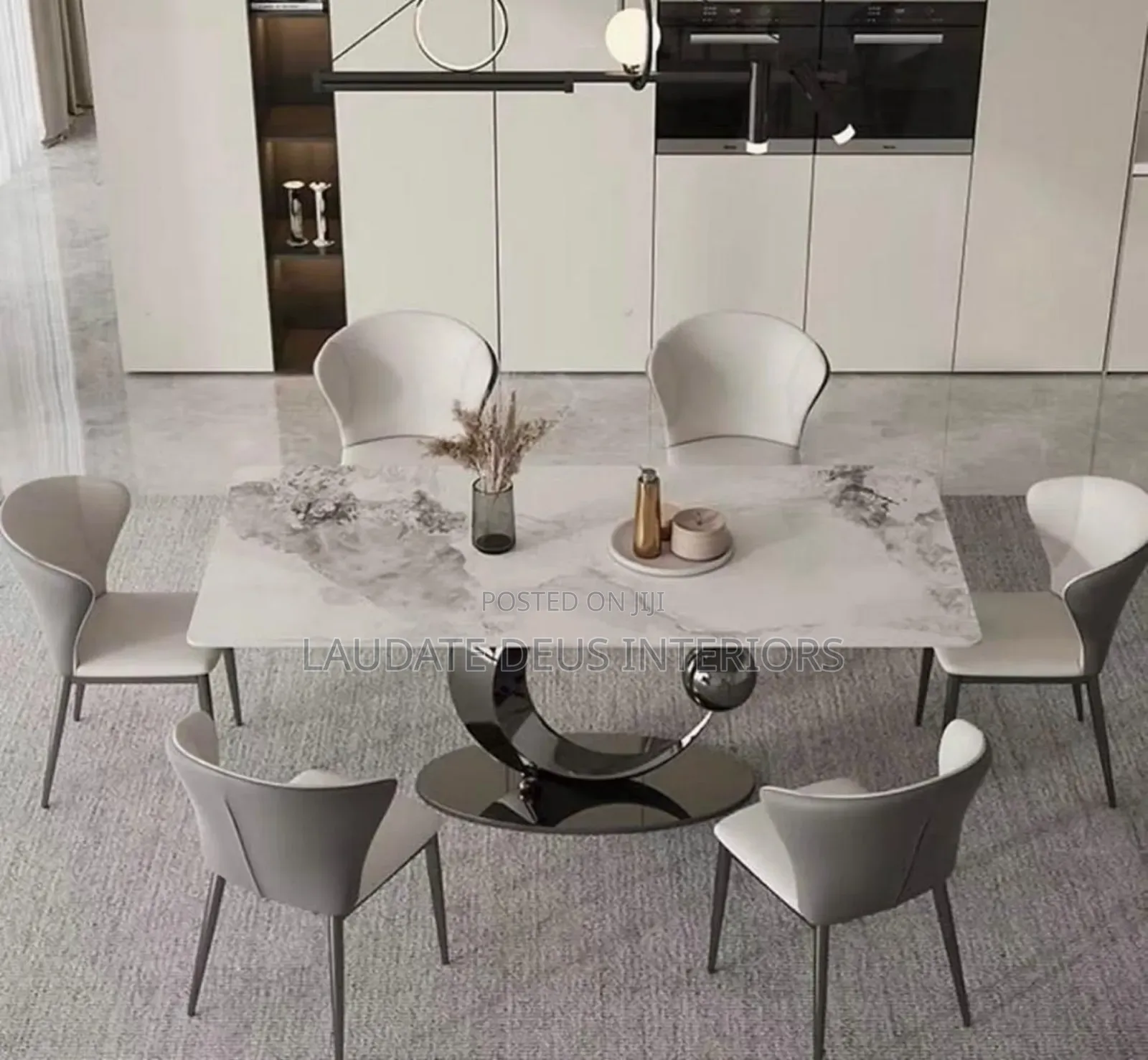 Contemporary 6 Seaters Marble Top Dining Table