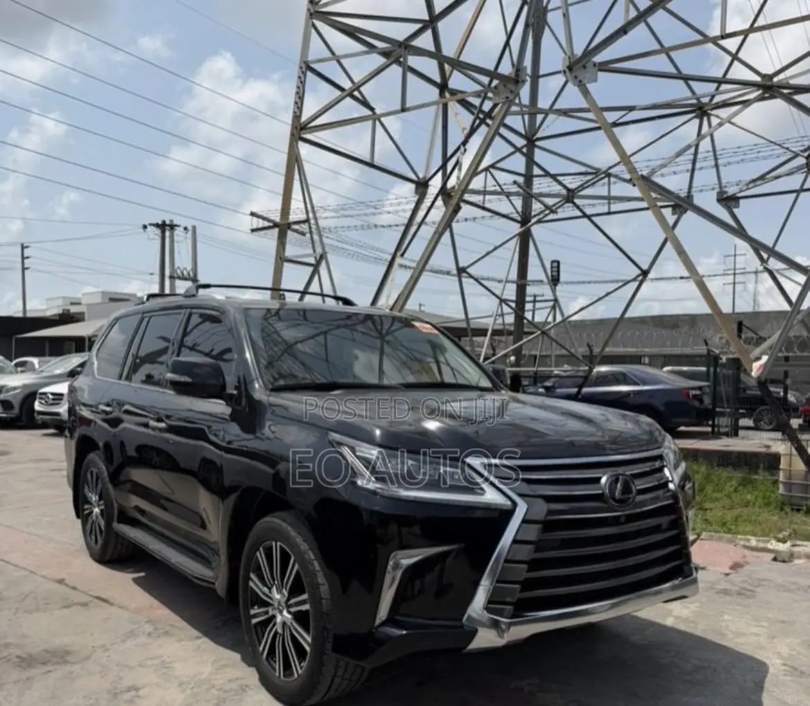 Lexus LX 570 (5 seats) AWD 2018 Black