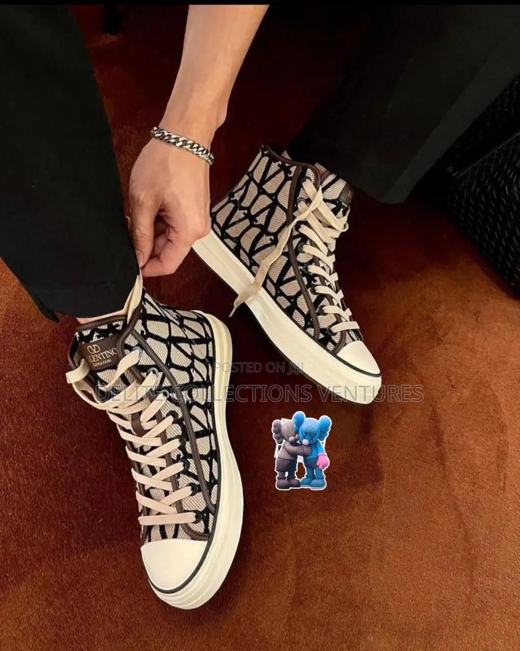 ` New Valentino Garavani Toile Iconographe Totaloop Calfskin