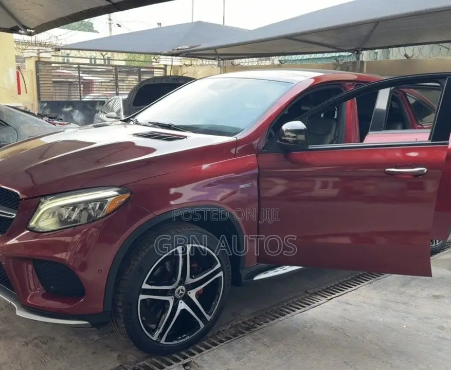 Mercedes-Benz GLE-Class 2016 Red