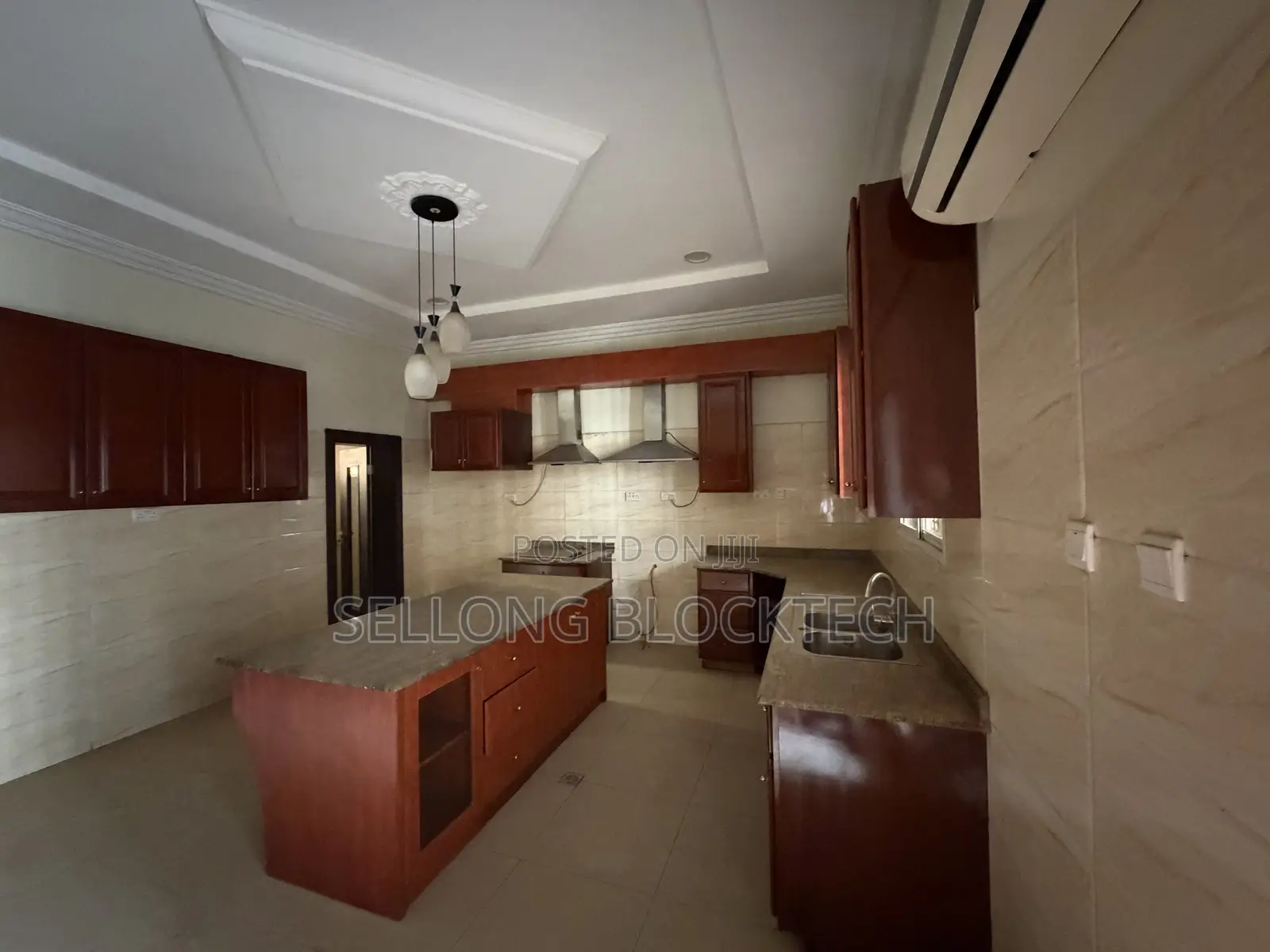 5bdrm Duplex in Kado for rent