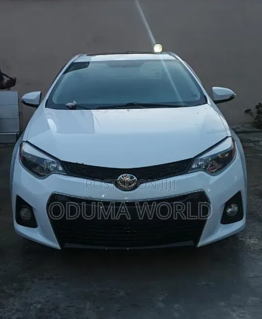 Toyota Corolla S 4dr Sedan (1.8L 4cyl CVT) 2014 White