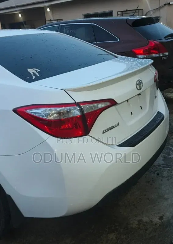 Toyota Corolla S 4dr Sedan (1.8L 4cyl CVT) 2014 White