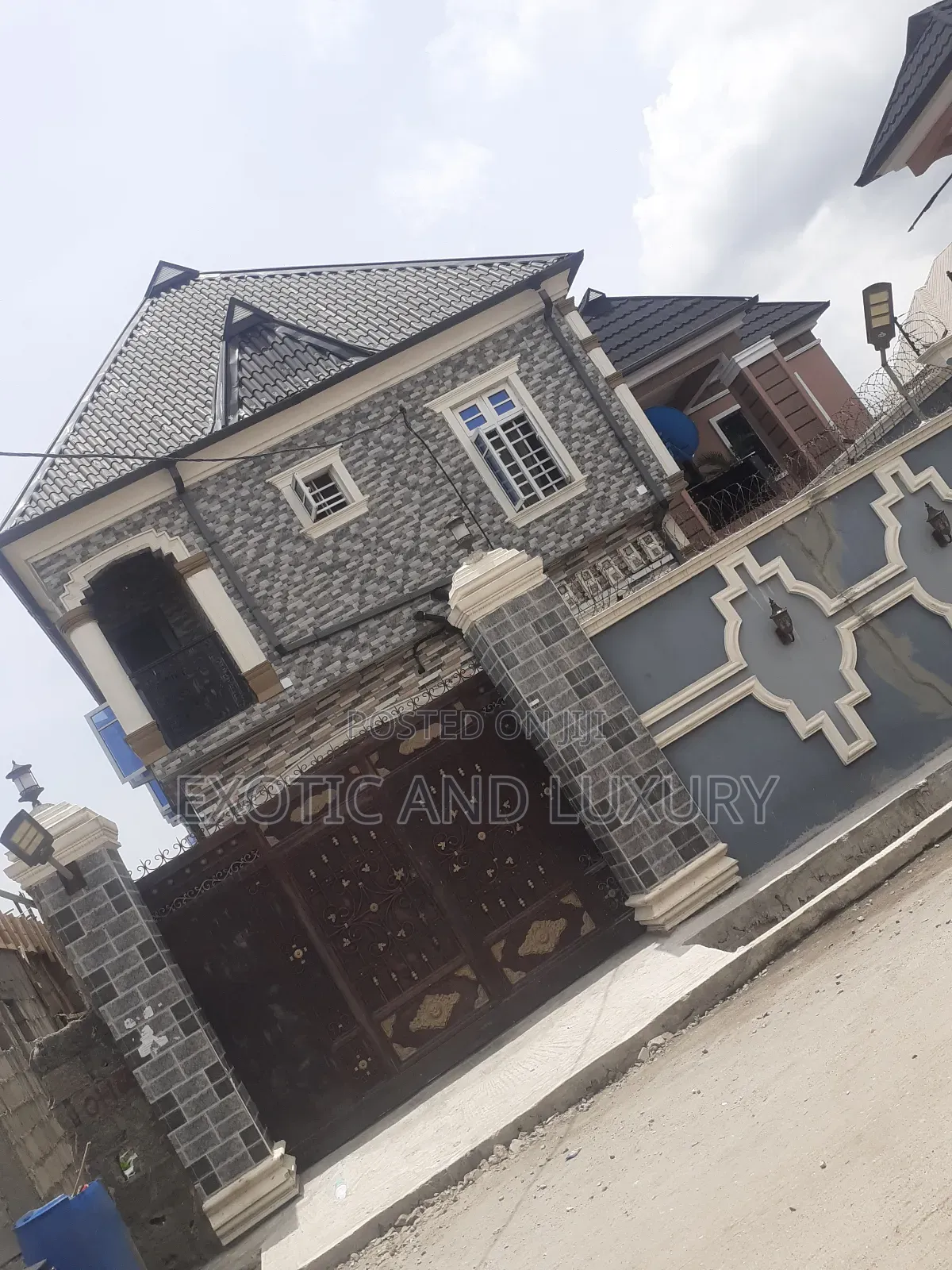 Mini Flat in Adekunle, Sabo / Yaba for rent
