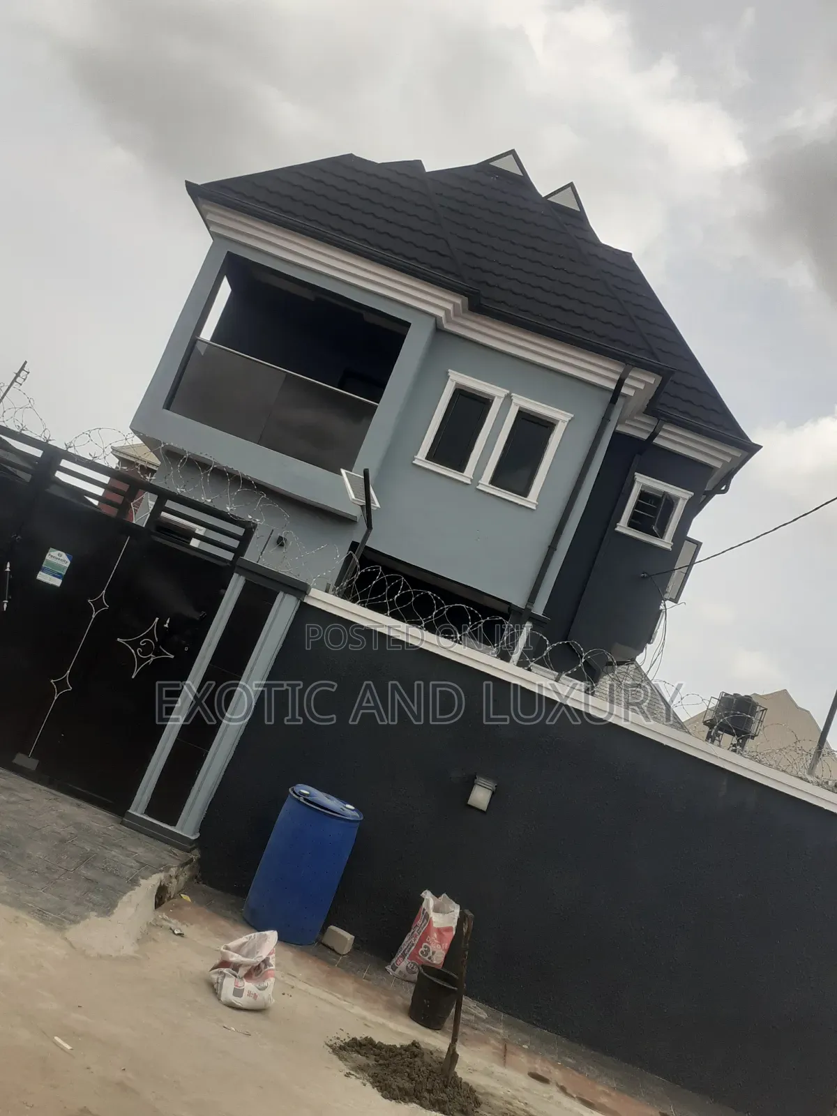 Mini Flat in Adekunle, Sabo / Yaba for rent