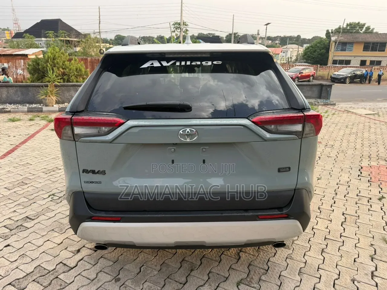Toyota RAV4 Adventure 2019 Green