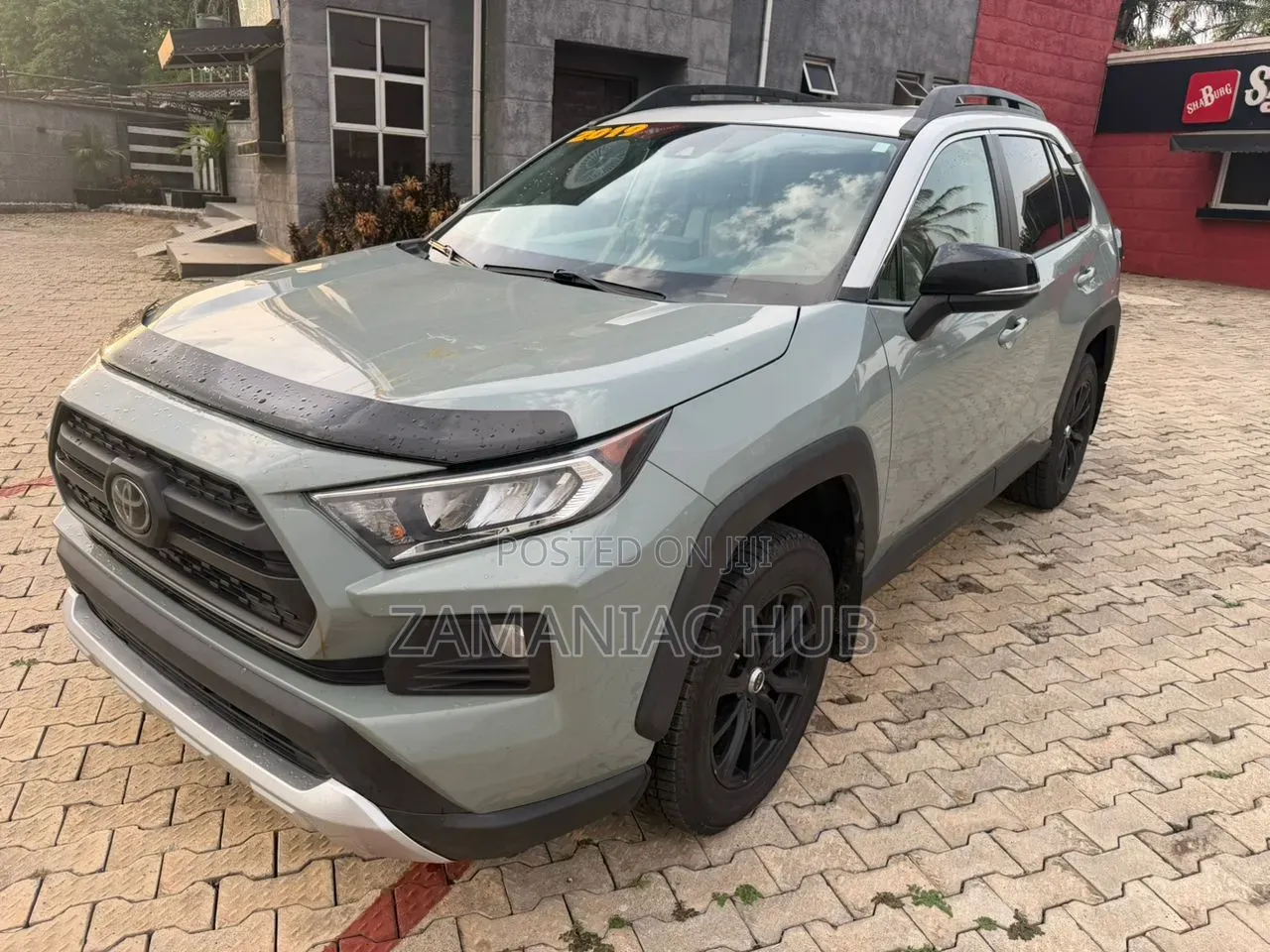Toyota RAV4 Adventure 2019 Green