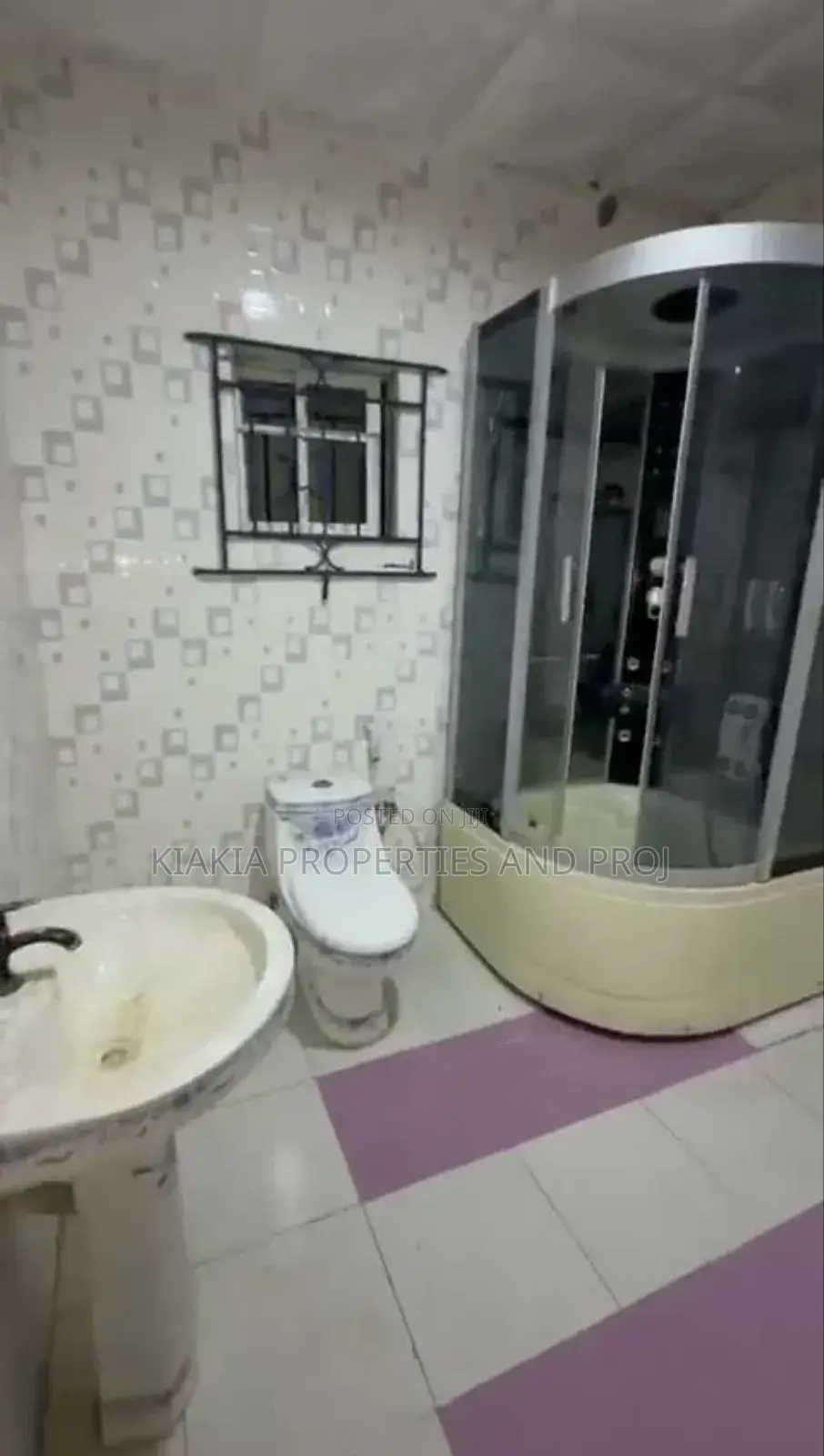 10bdrm Mansion in Ajah for sale