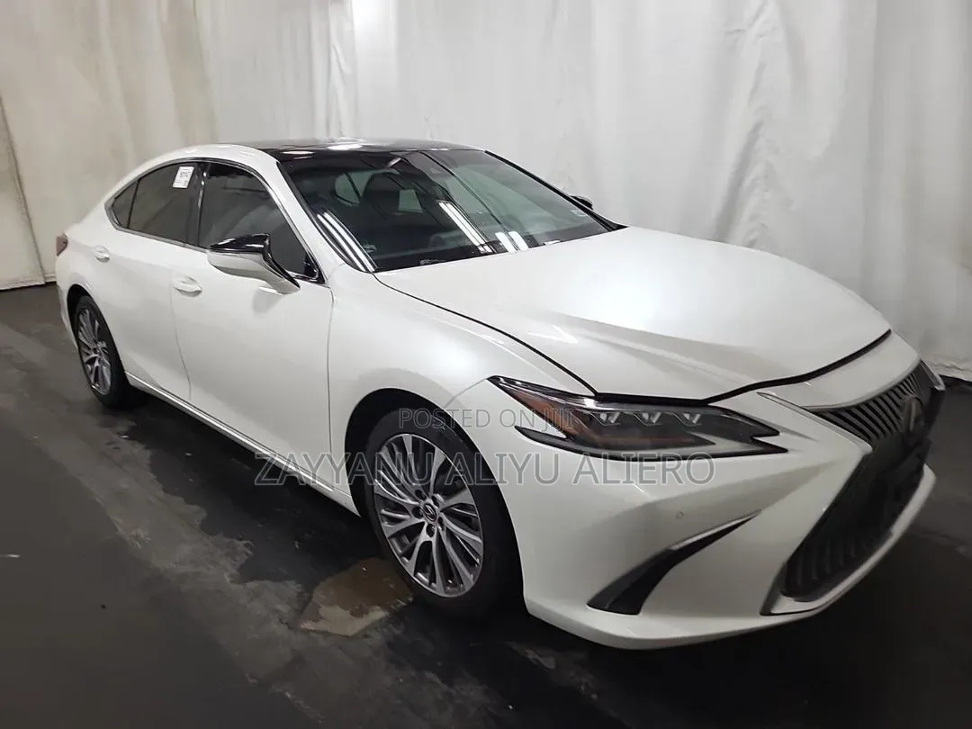 Lexus ES 350 FWD 2019 White
