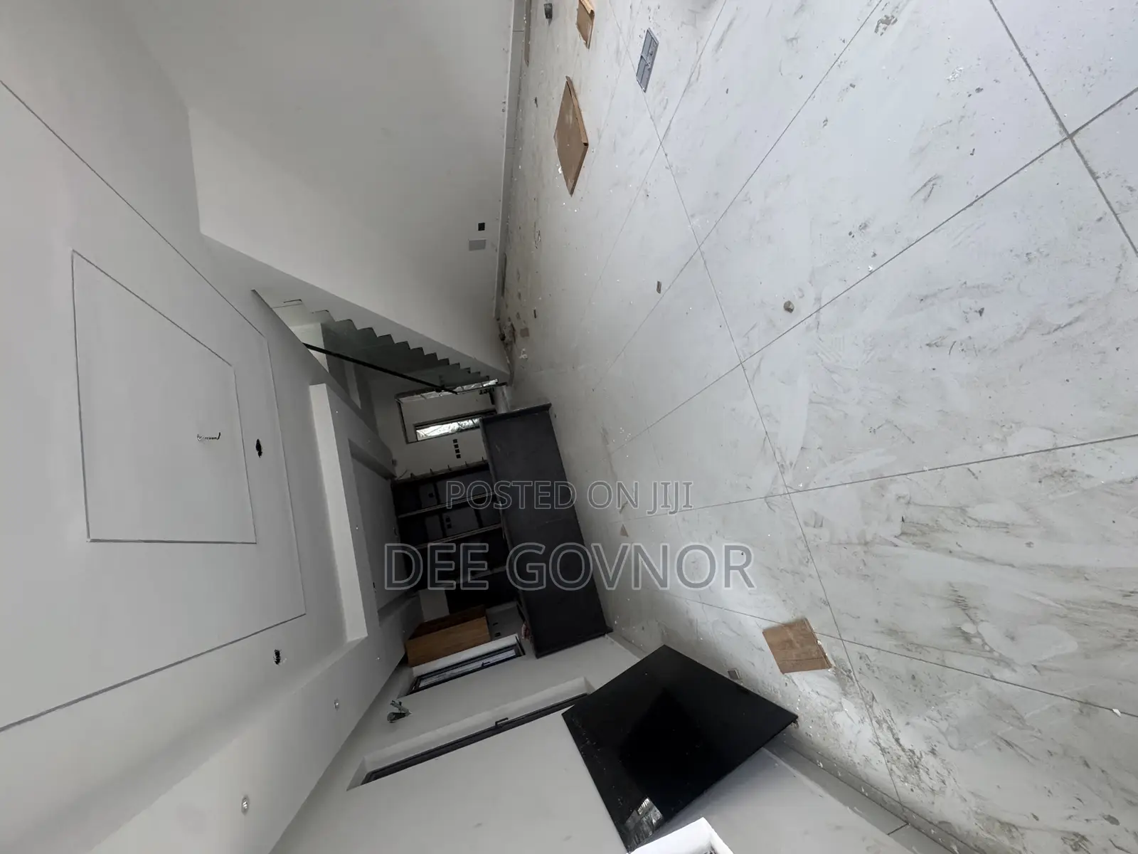 2bdrm Apartment in Admiraty, Lekki Phase 1 for sale