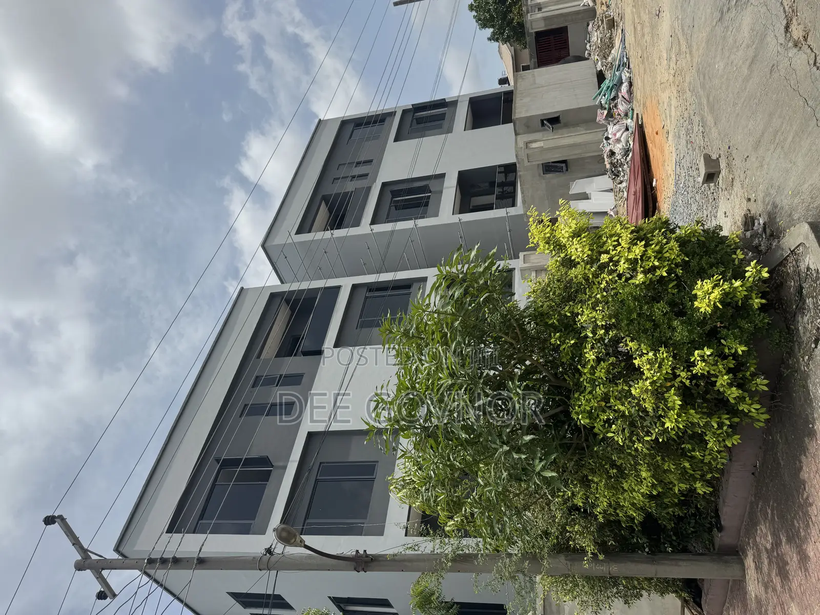 2bdrm Apartment in Admiraty, Lekki Phase 1 for sale