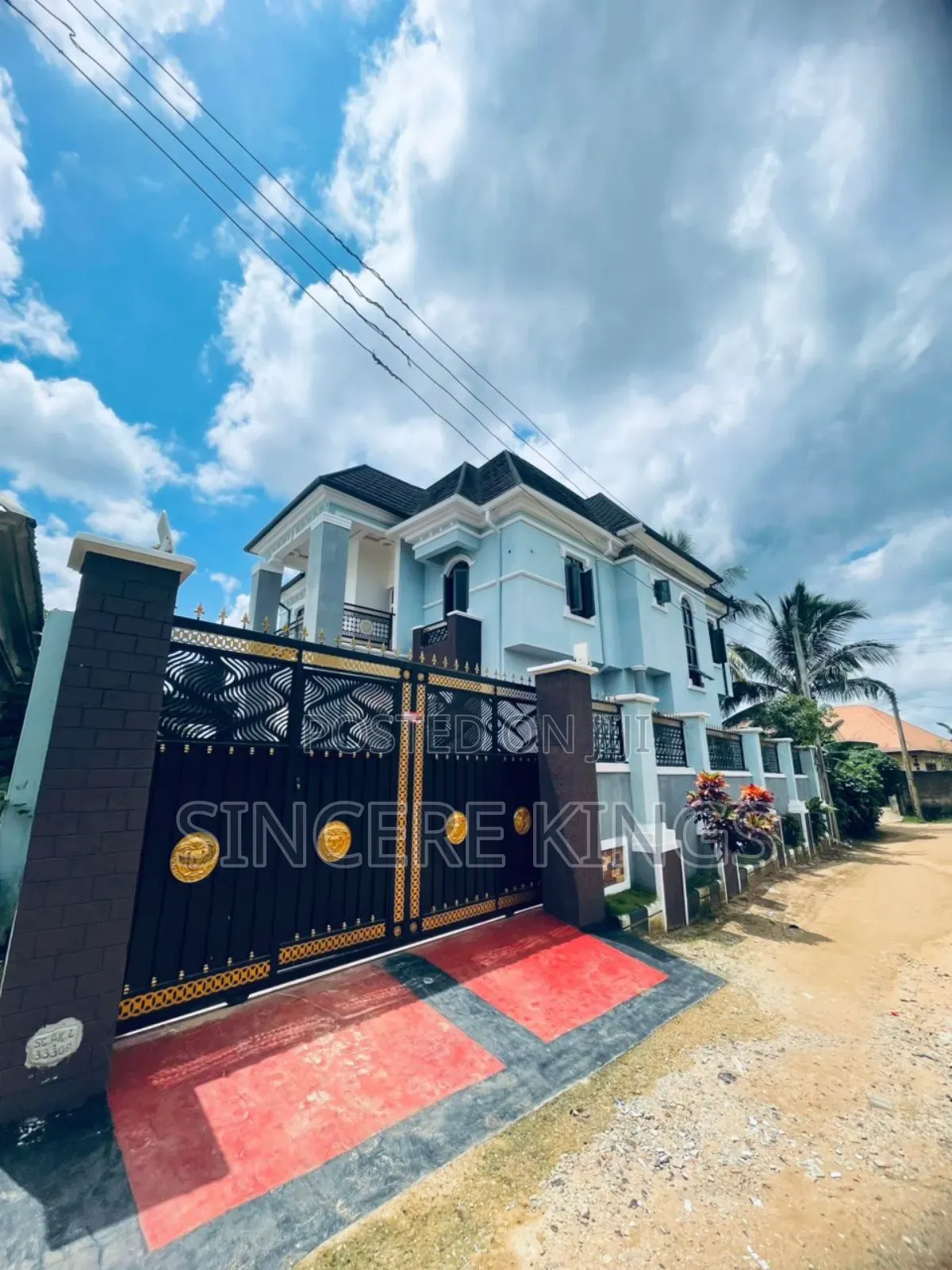 4 Bedroom Duplex