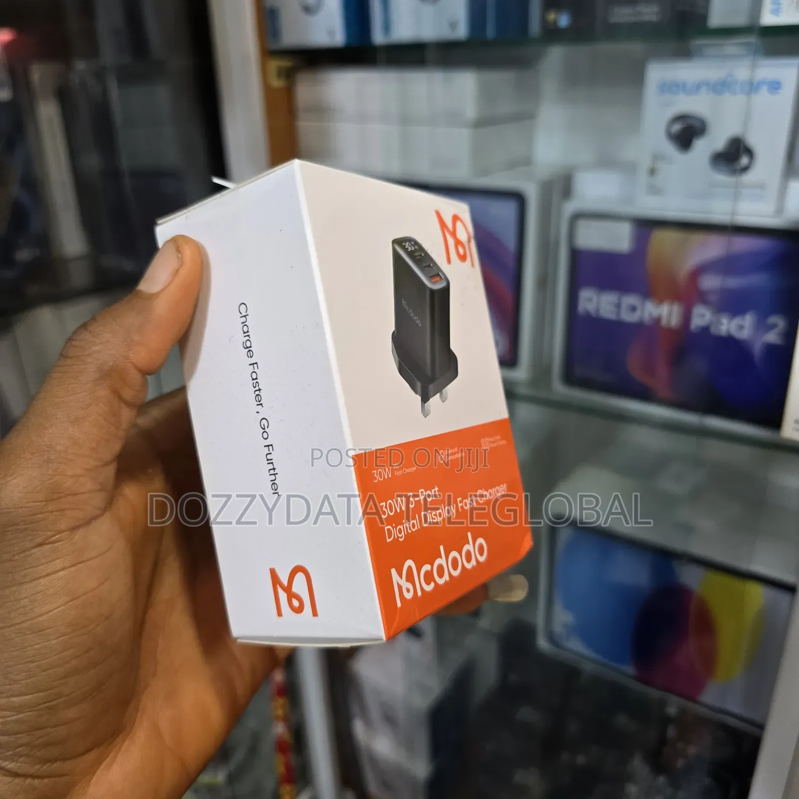 McDodo 30w 3-Port Digital Display Fast Charger