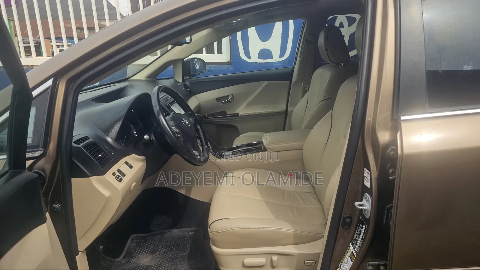 Toyota Venza 2010 Brown