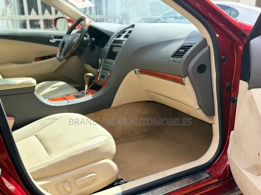Lexus ES 350 2010 Red