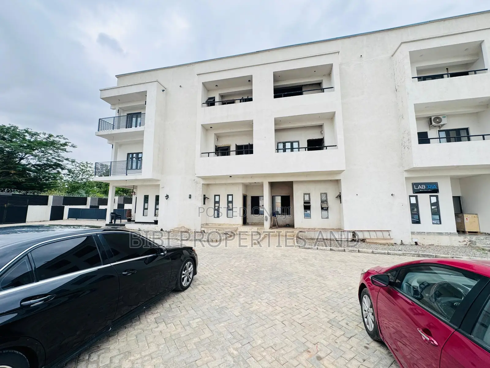 4bdrm Townhouse/Terrace in Jabi for sale