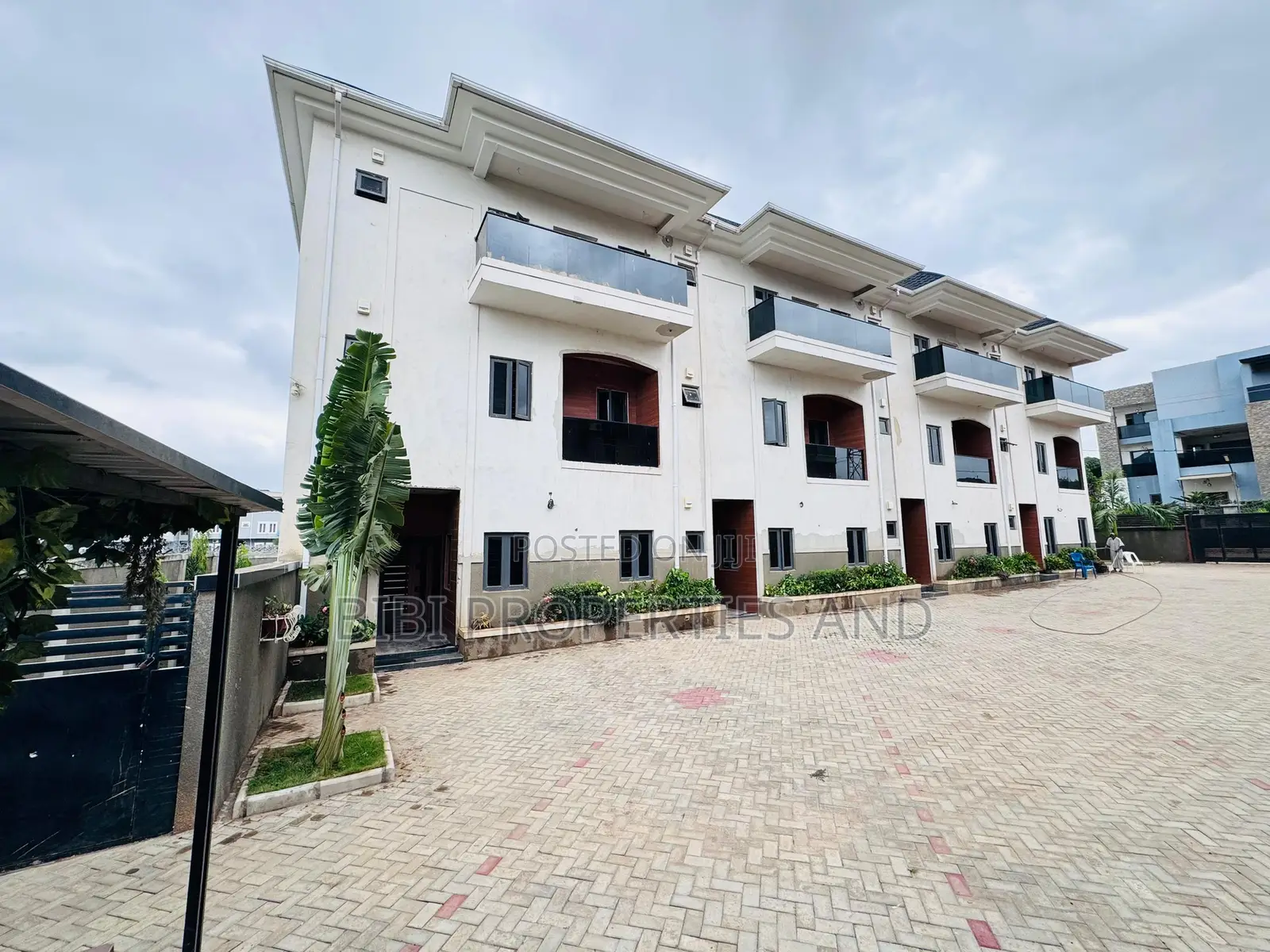 4bdrm Townhouse/Terrace in Citec Estate, Mbora for sale