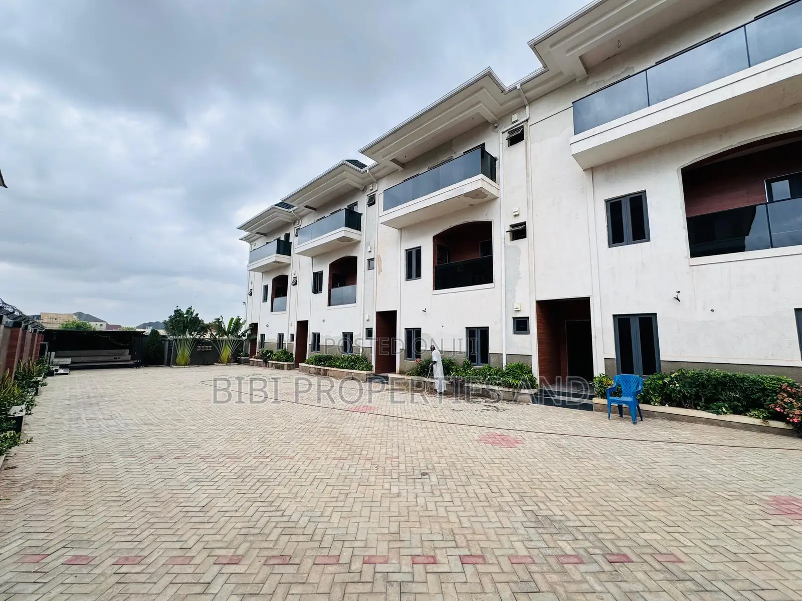 4bdrm Townhouse/Terrace in Citec Estate, Mbora for sale