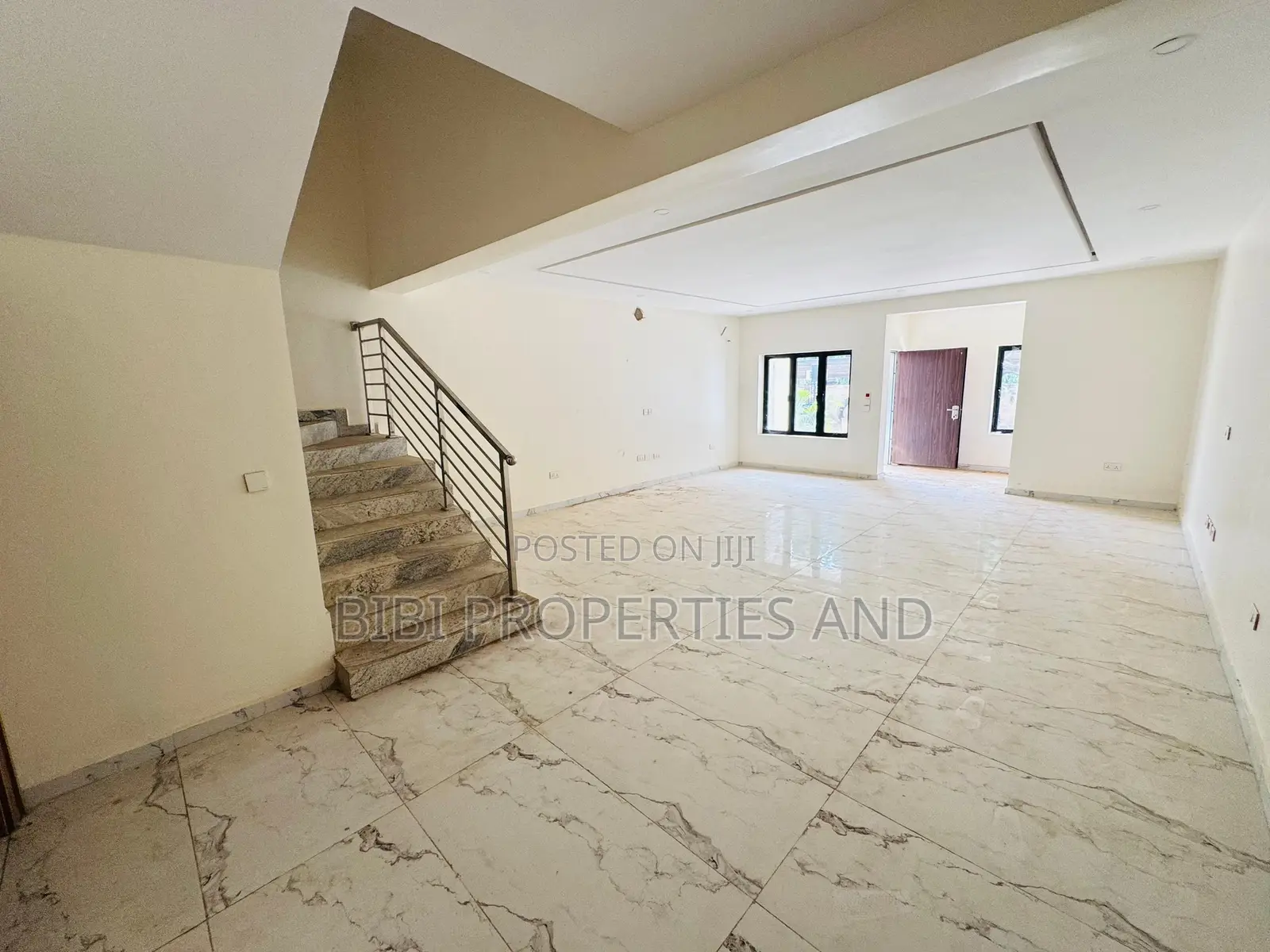 4bdrm Townhouse/Terrace in Kado for sale