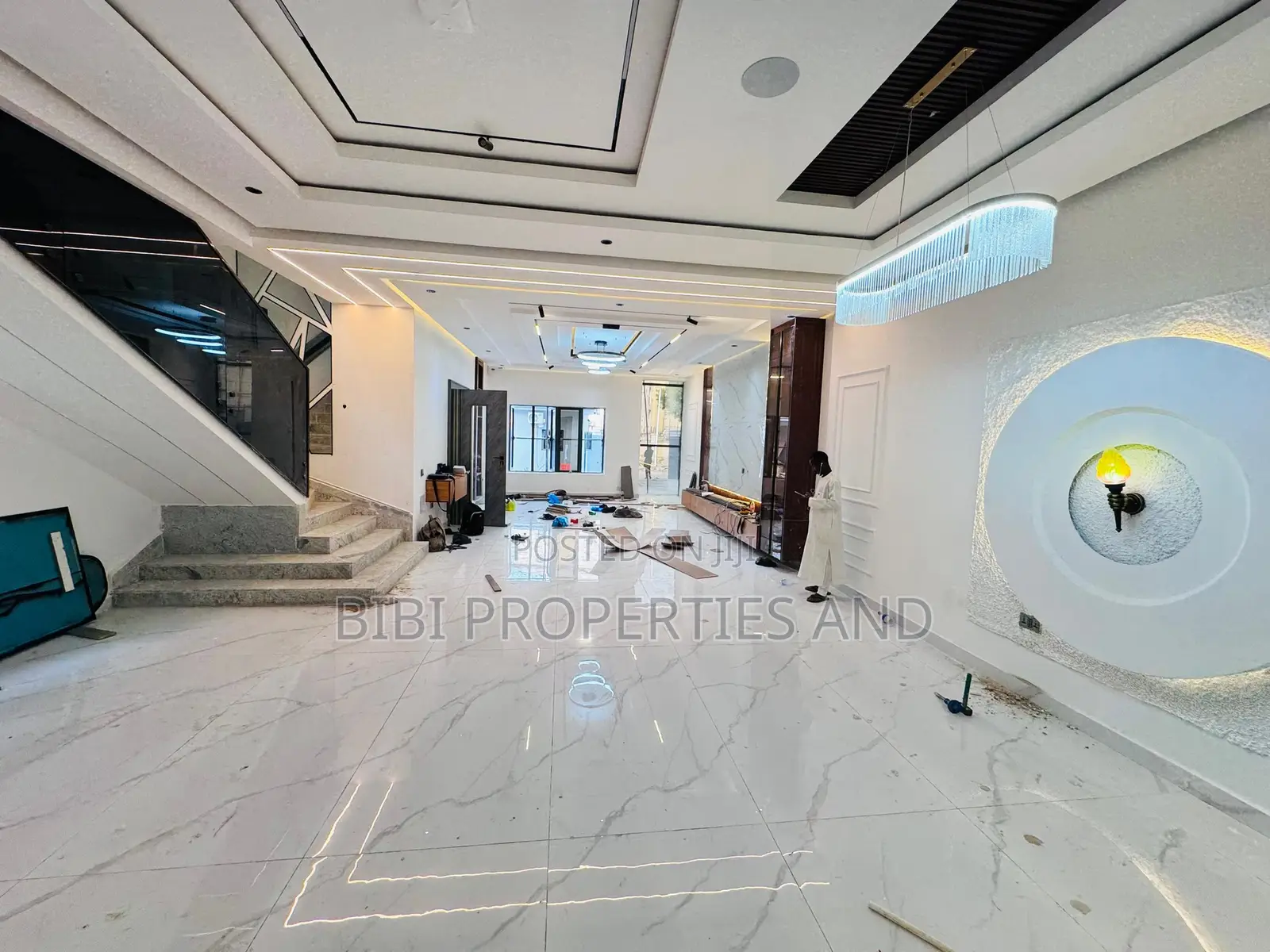 4bdrm Townhouse/Terrace in Utako for sale