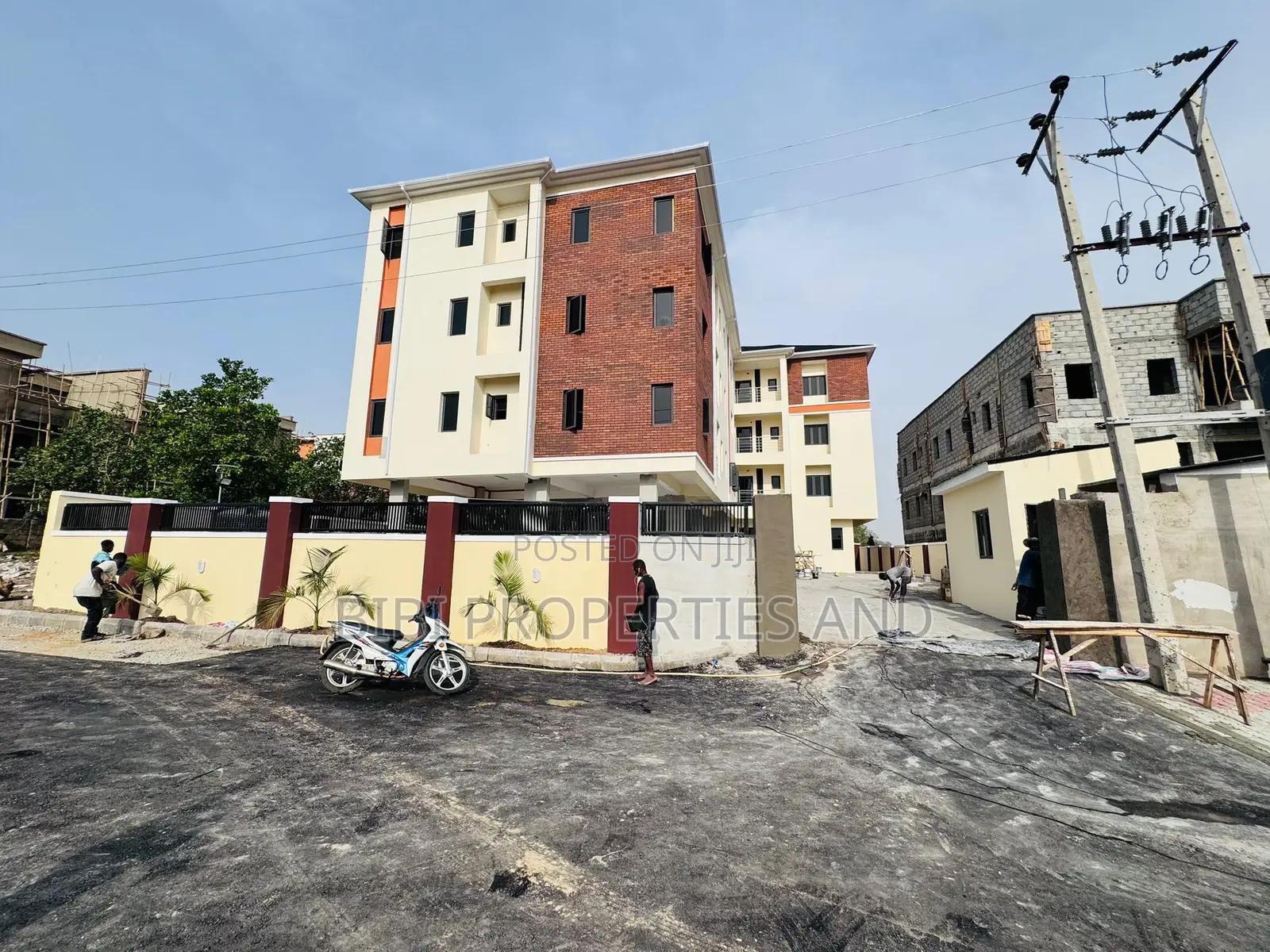 3bdrm Apartment in Katampe (Main) for sale