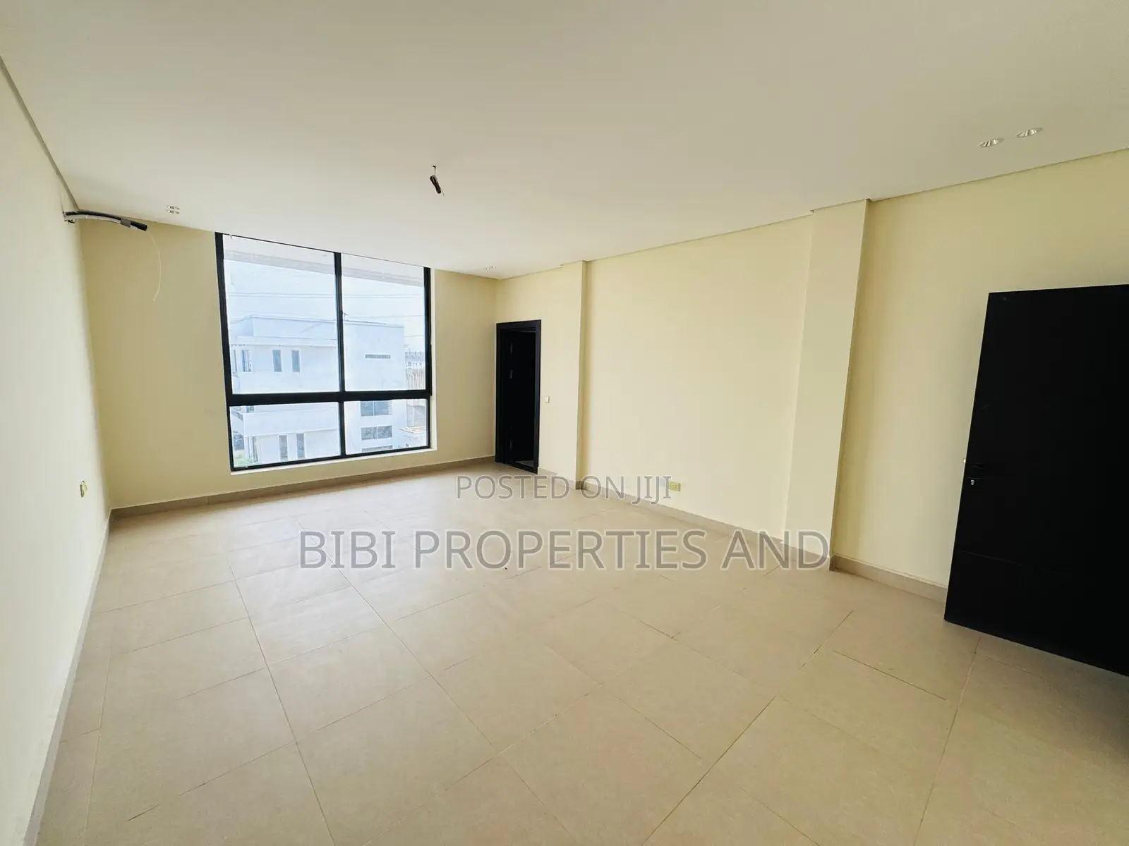 5bdrm Townhouse/Terrace in Katampe Extension for sale