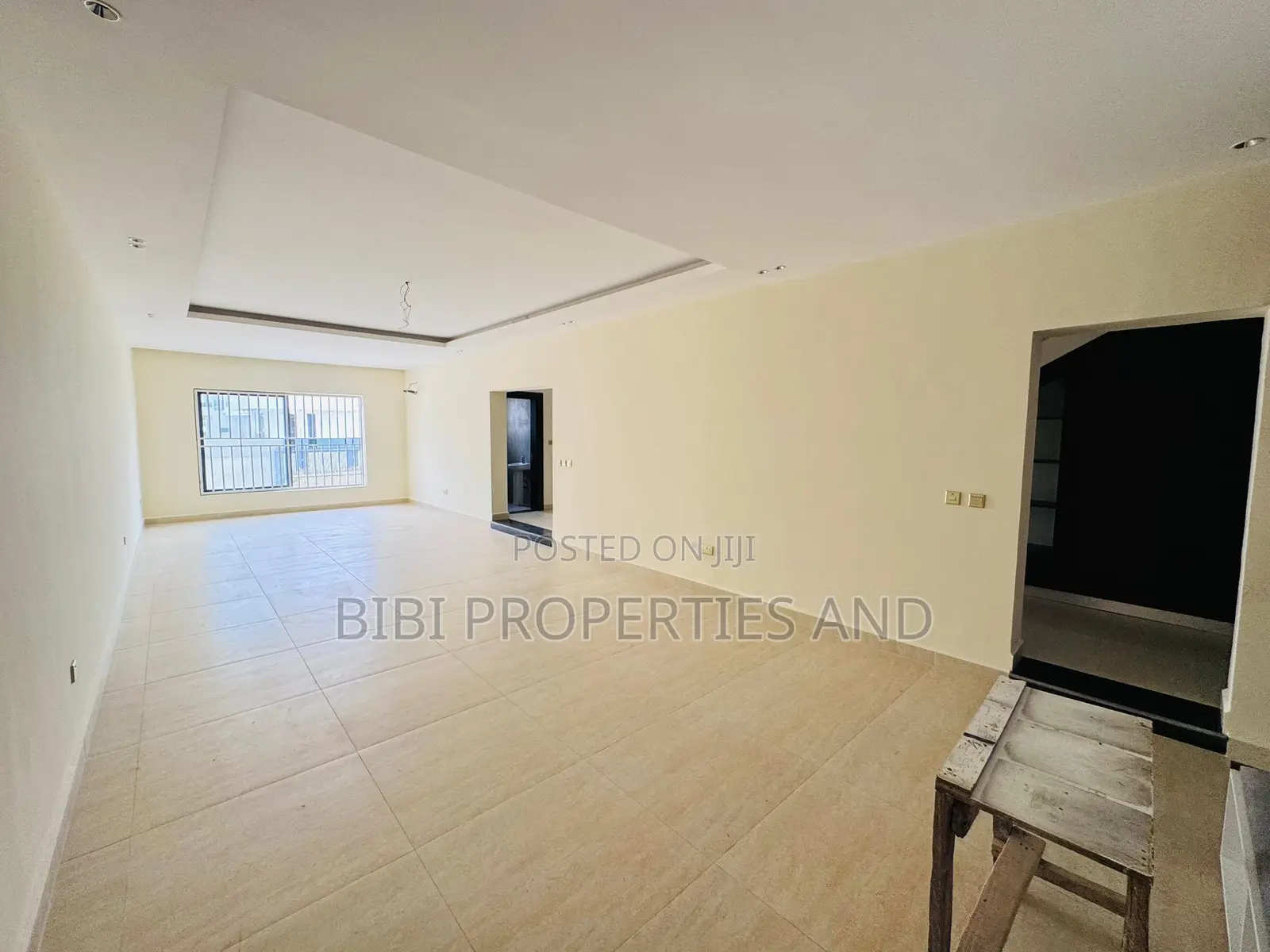 5bdrm Townhouse/Terrace in Katampe Extension for sale