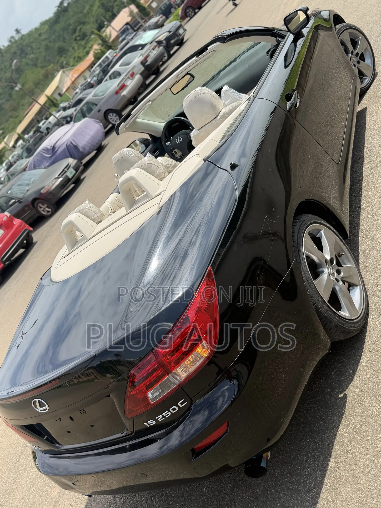 Lexus IS 250 C 2010 Black