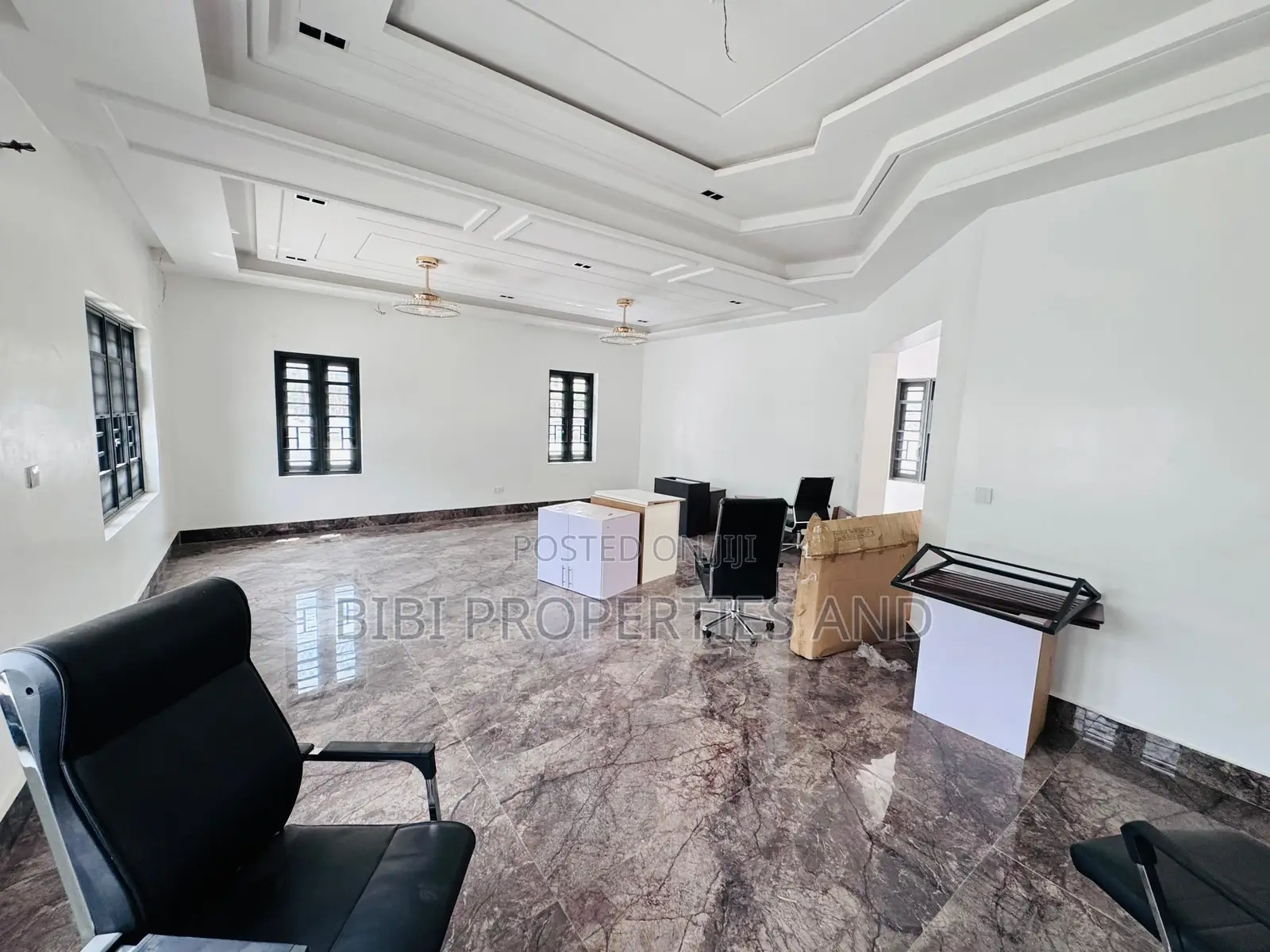 7bdrm Duplex in Kado for sale